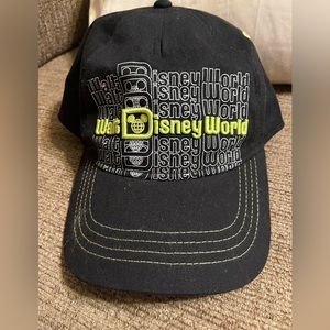 NWT, adult Disney cap, unisex